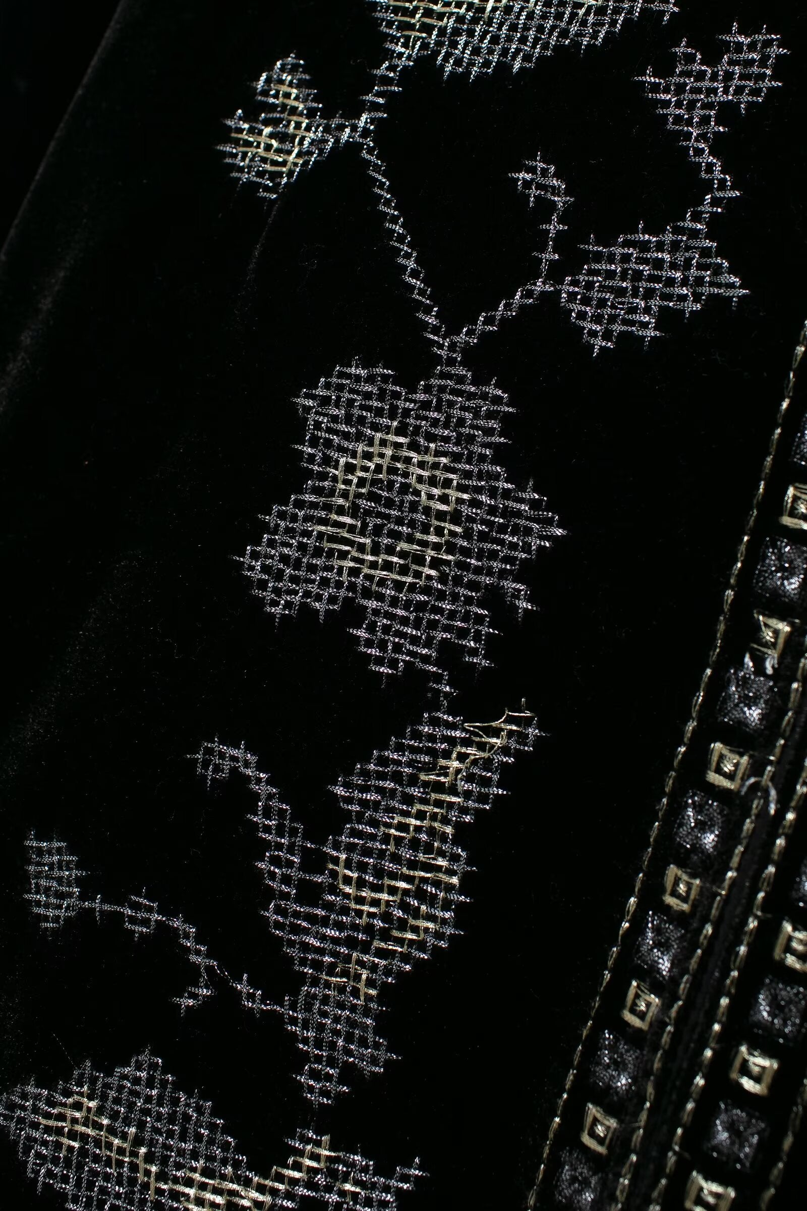 Women Beaded Inlaid Embroidered Velvet Jacket