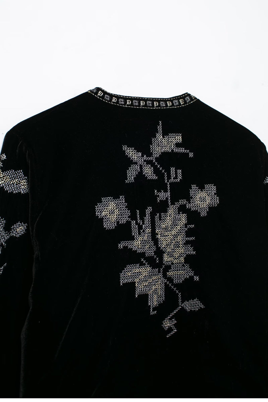 Women Beaded Inlaid Embroidered Velvet Jacket