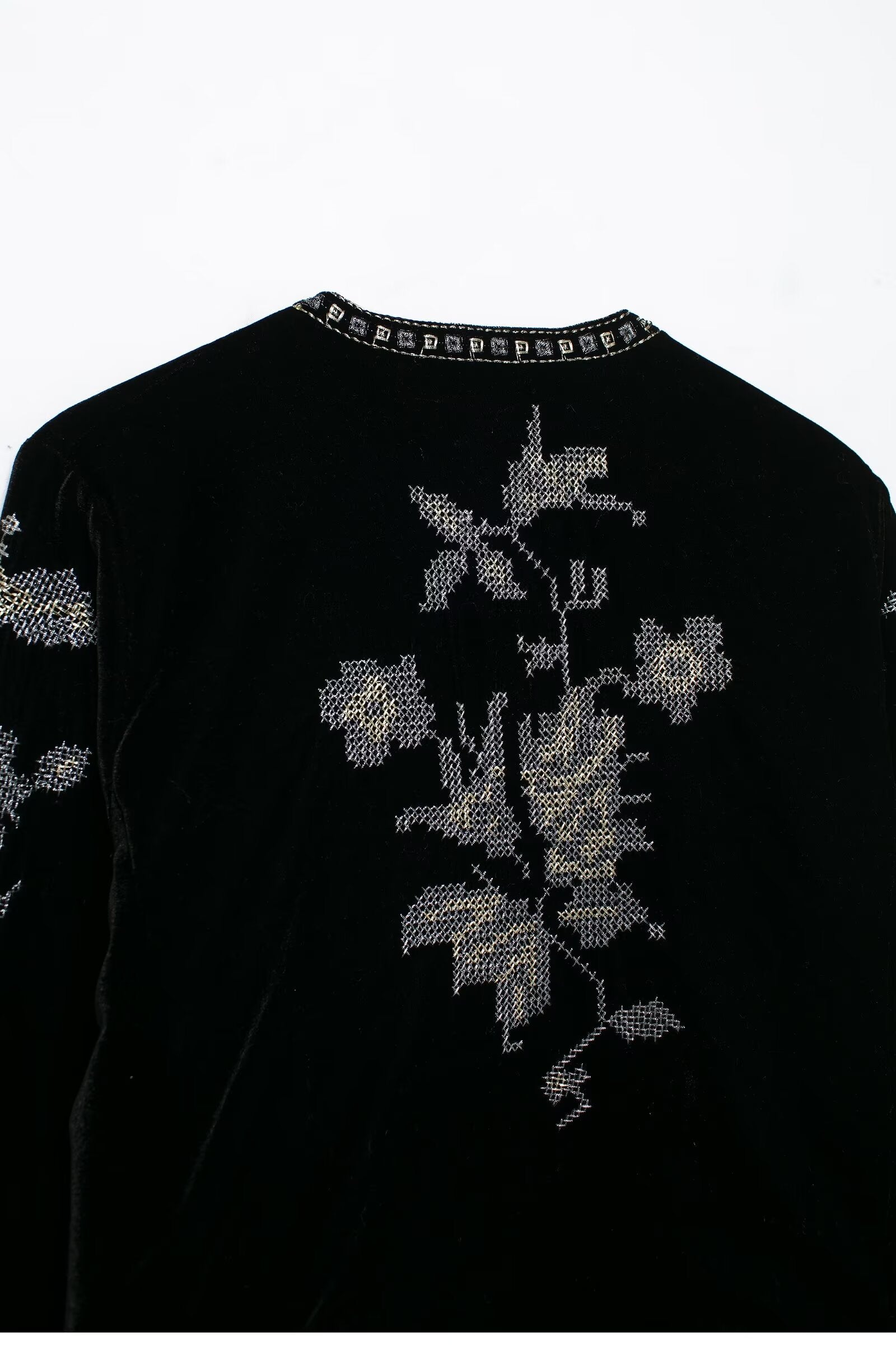 Women Beaded Inlaid Embroidered Velvet Jacket