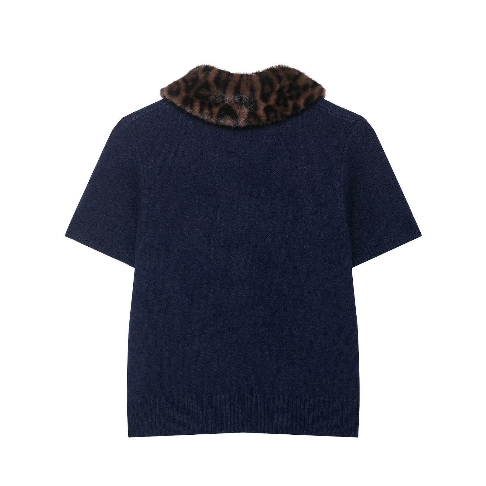 Women Animal Print Neckline Knitted Coat