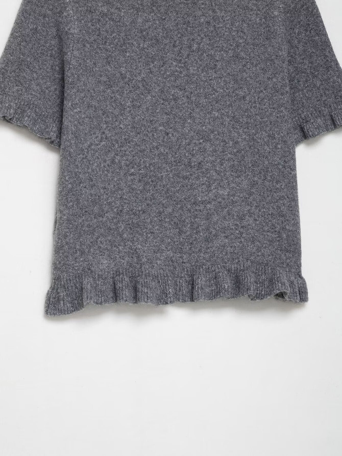round Neck Solid Color Loose Pullover Niche Knitwear
