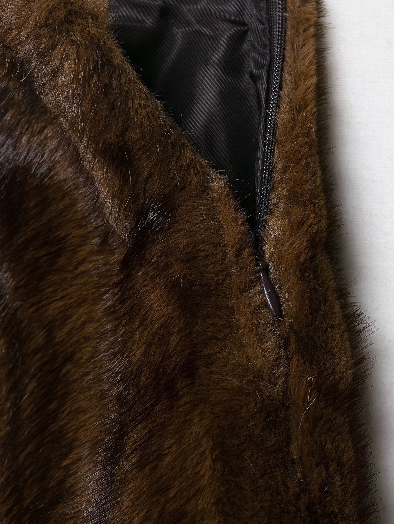 Fall Women Clothing Artificial Fur Effect Jacket with Skirt