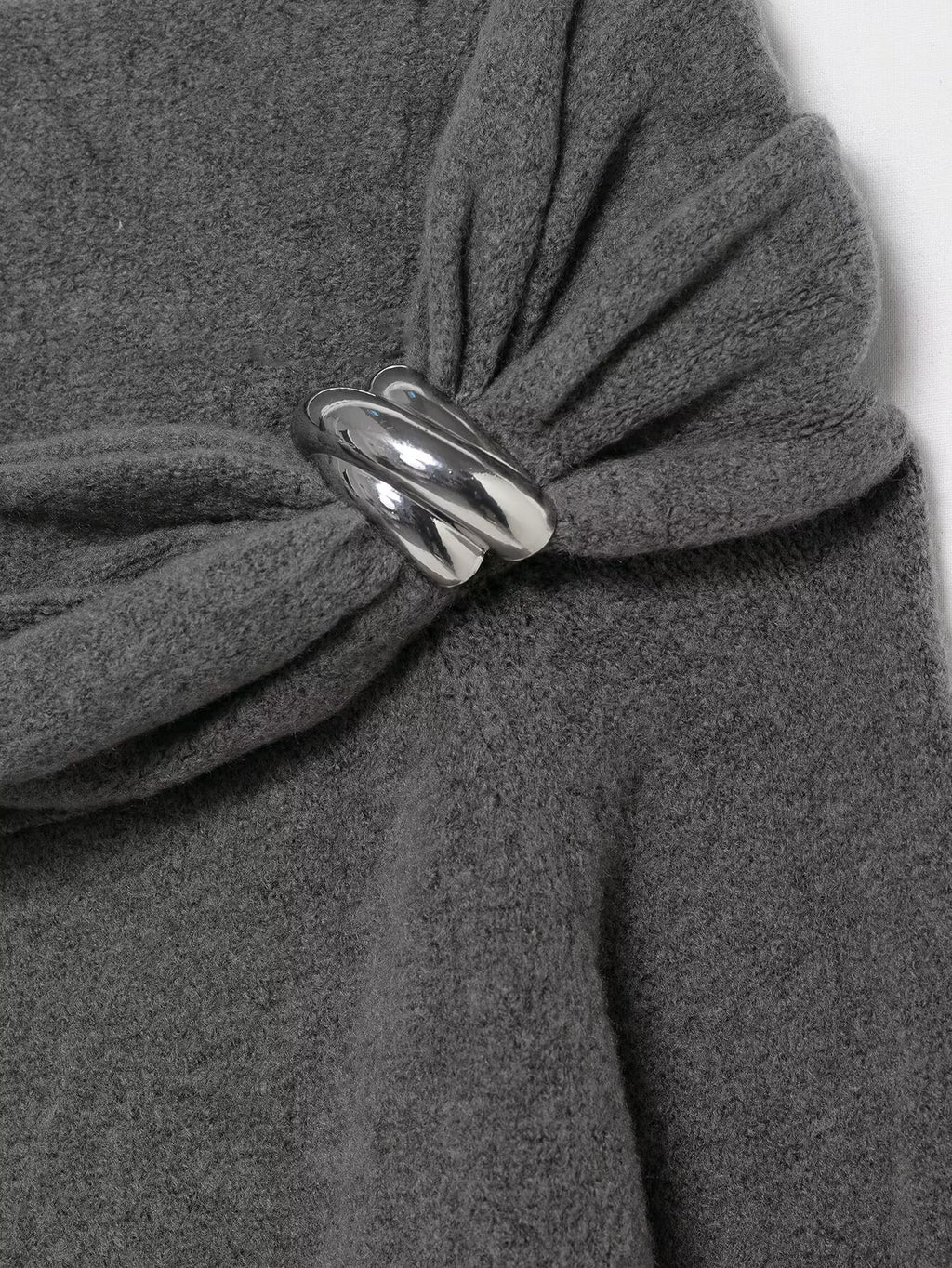 Women Clothing All Match Metal Inlaid Shoulder Baring Sweater